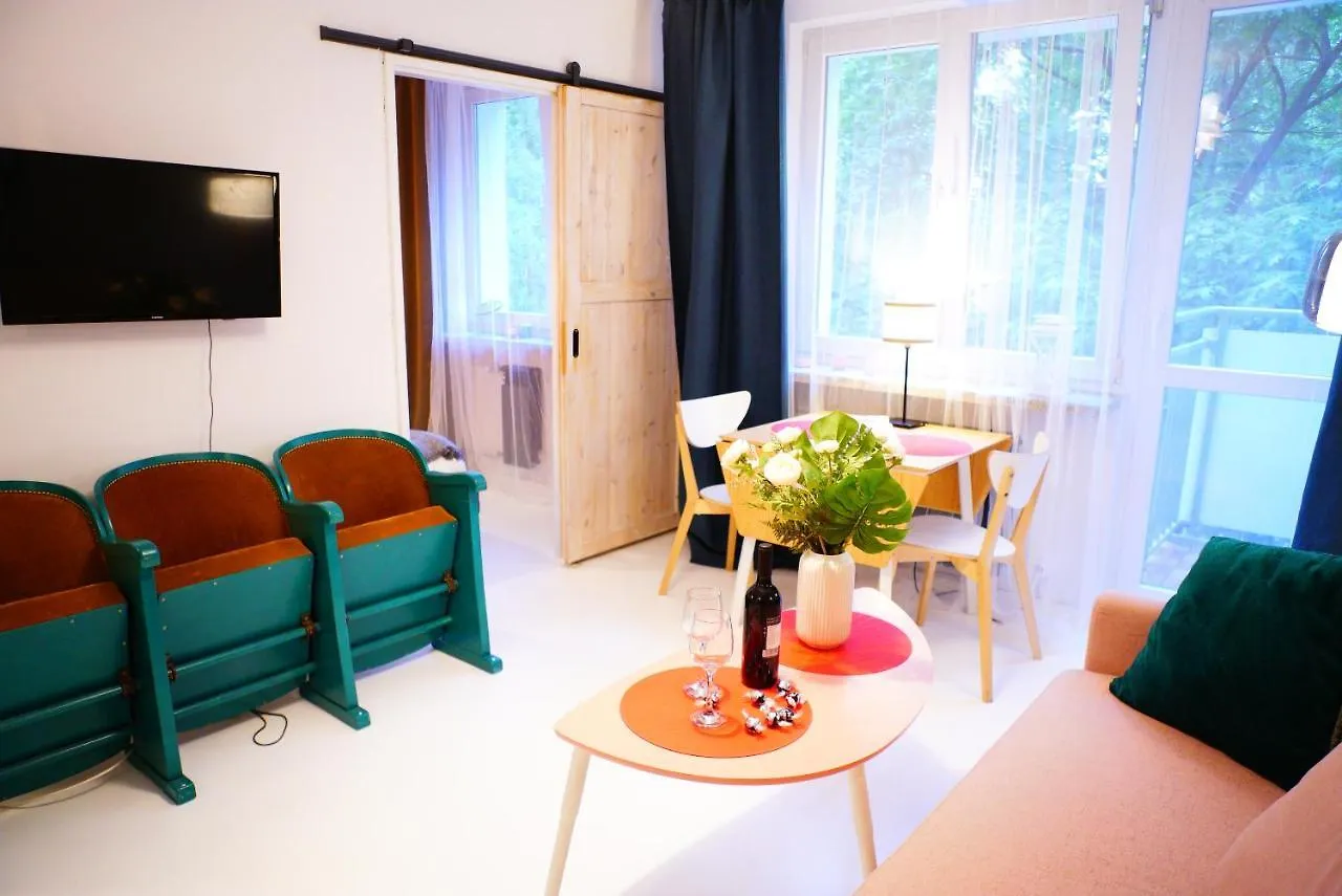 ורשה P&O Serviced Apartments Kinowa 0*,  פולין